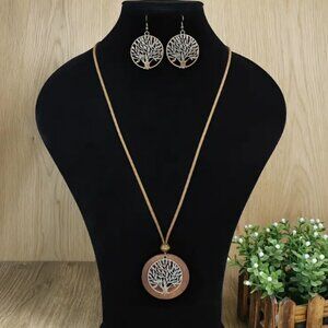 Women Boho style  Earrings and Pendant with Necklace